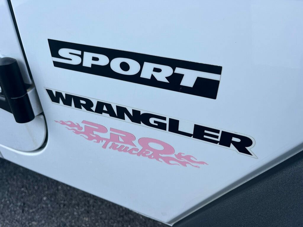 Used 2012 Jeep Wrangler Sport AWD/4WD image 15