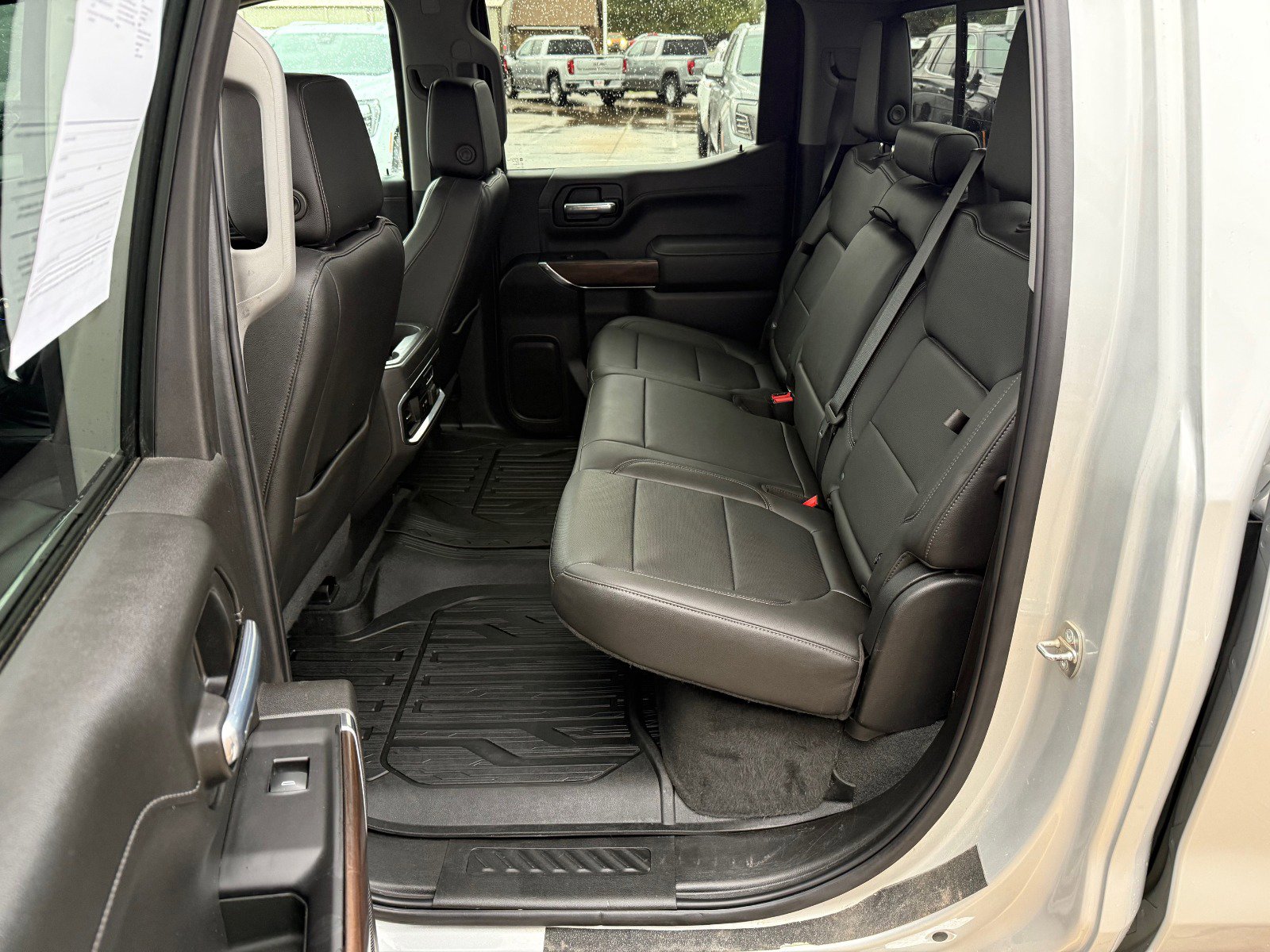 Used 2020 GMC Sierra 1500 SLT image 15