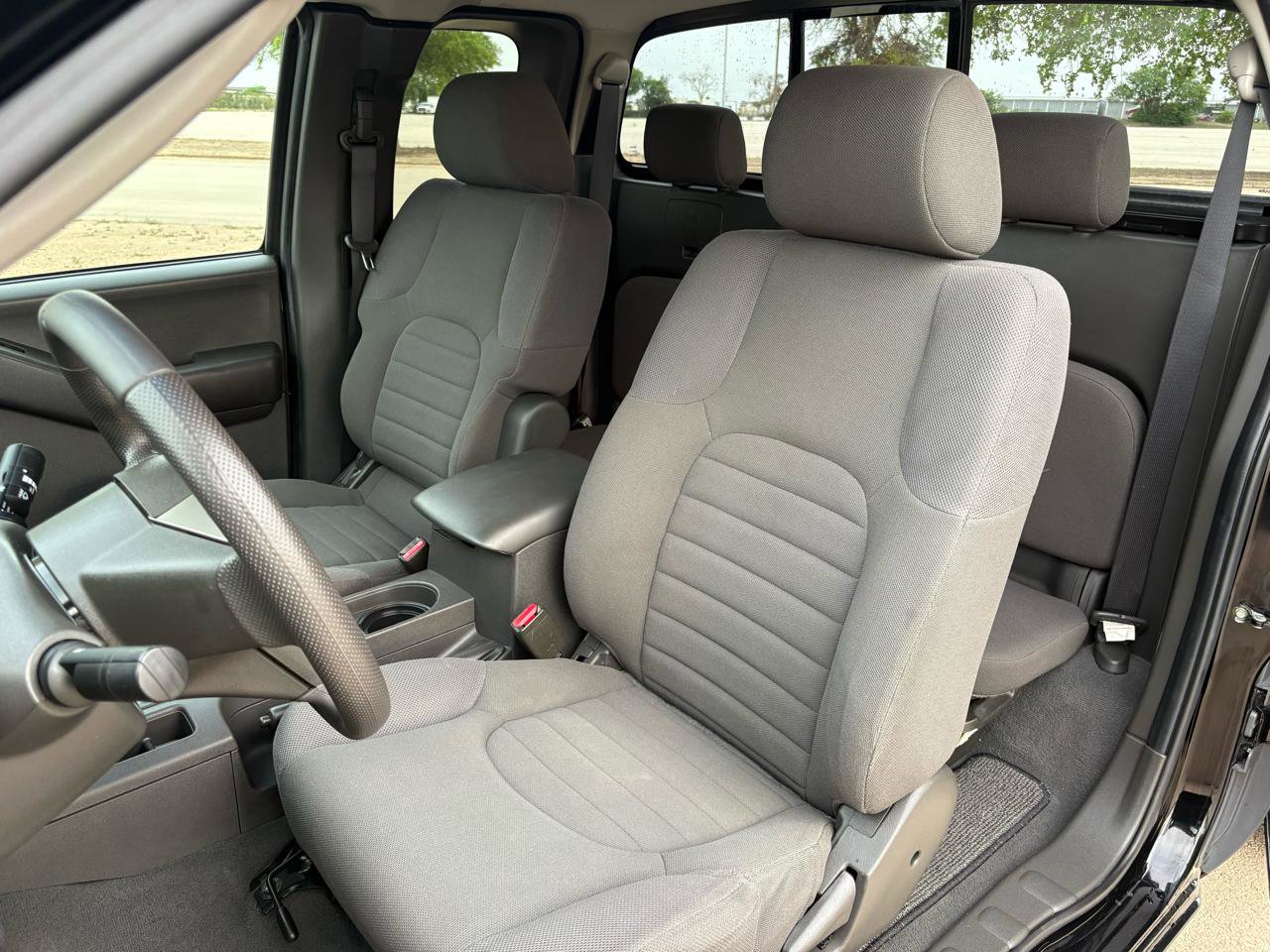 Used 2006 Nissan Frontier XE w/ (G01) XE Preferred Pkg RWD image 44