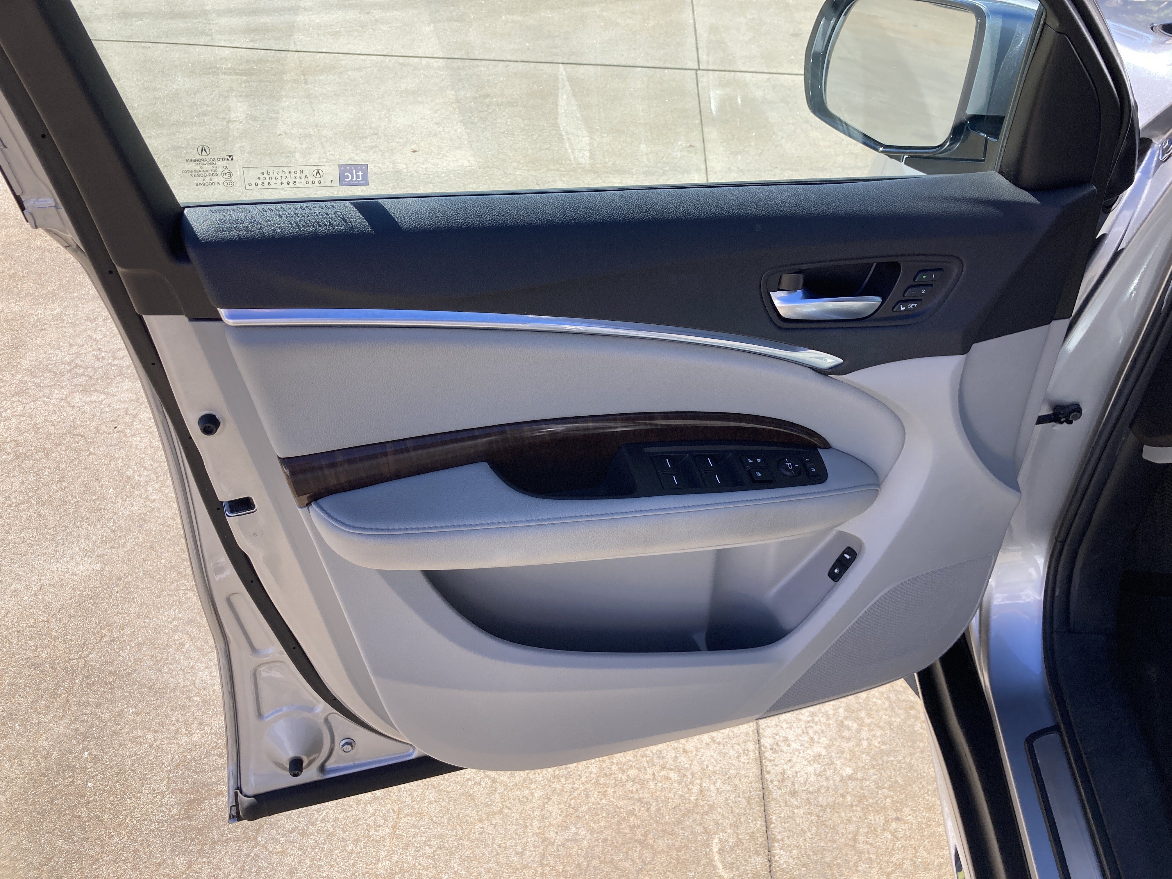 Used 2020 Acura MDX FWD image 13