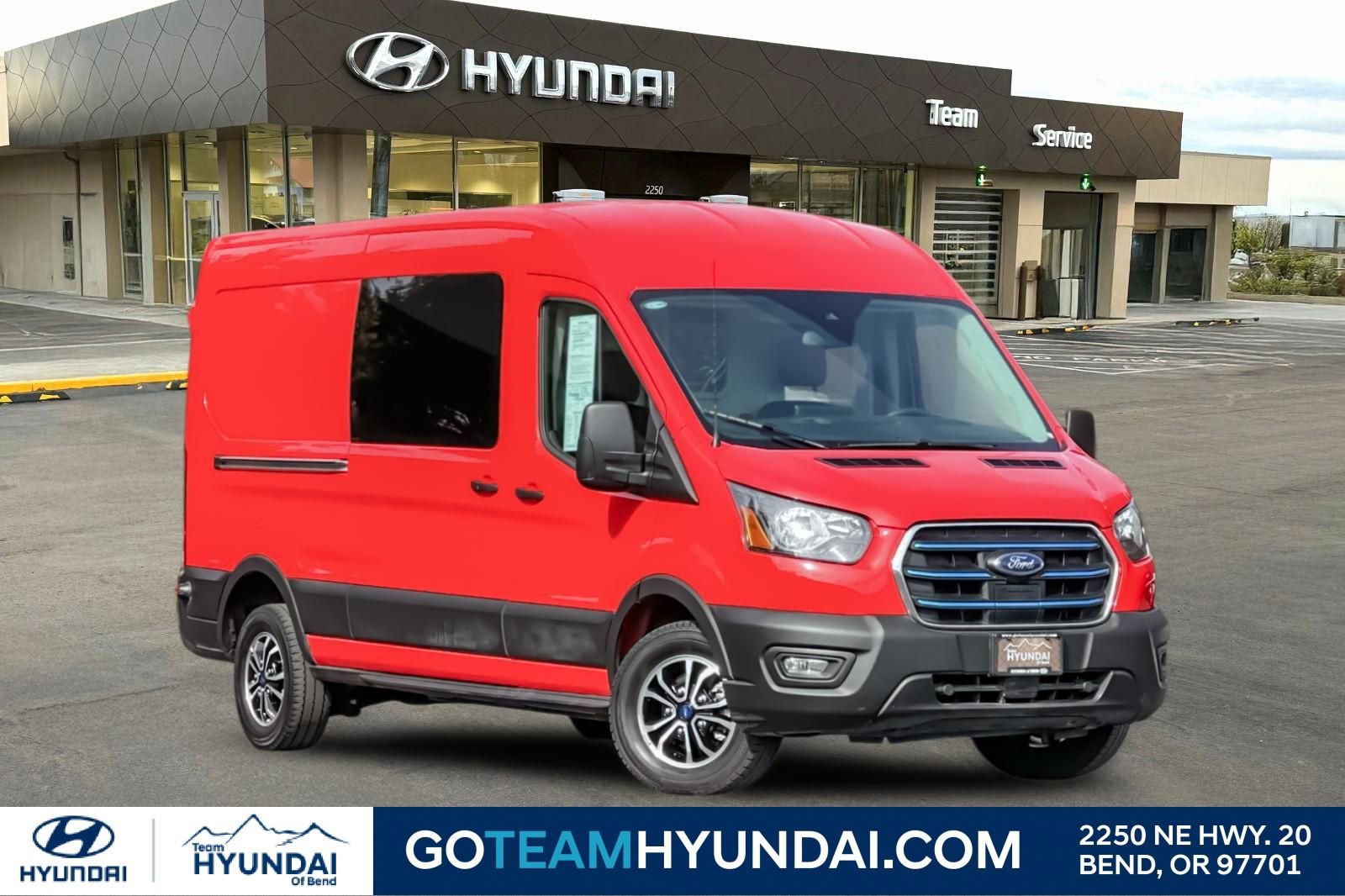 Used 2023 Ford E-Transit Medium Roof w/ Load Area Protection Package image 1