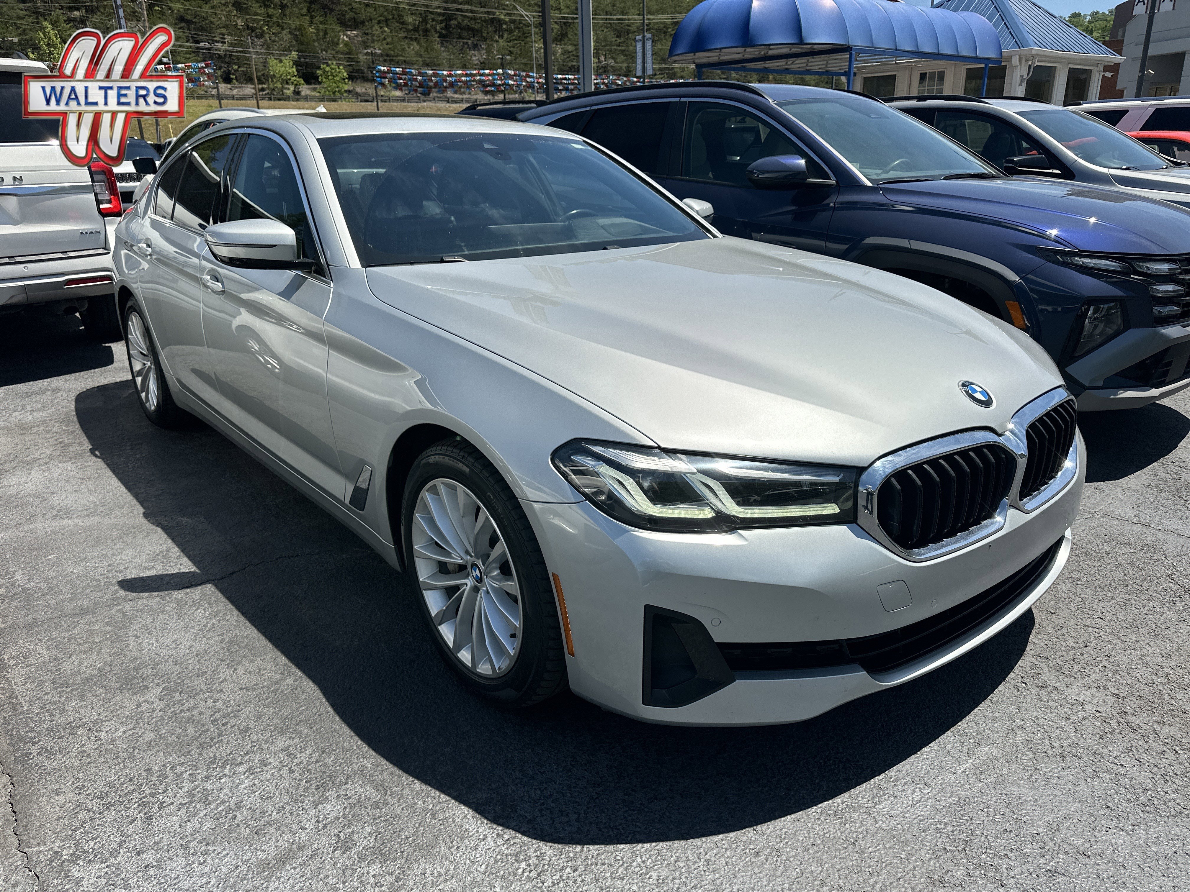 Used 2021 BMW 530i xDrive w/ Premium Package AWD/4WD image 1