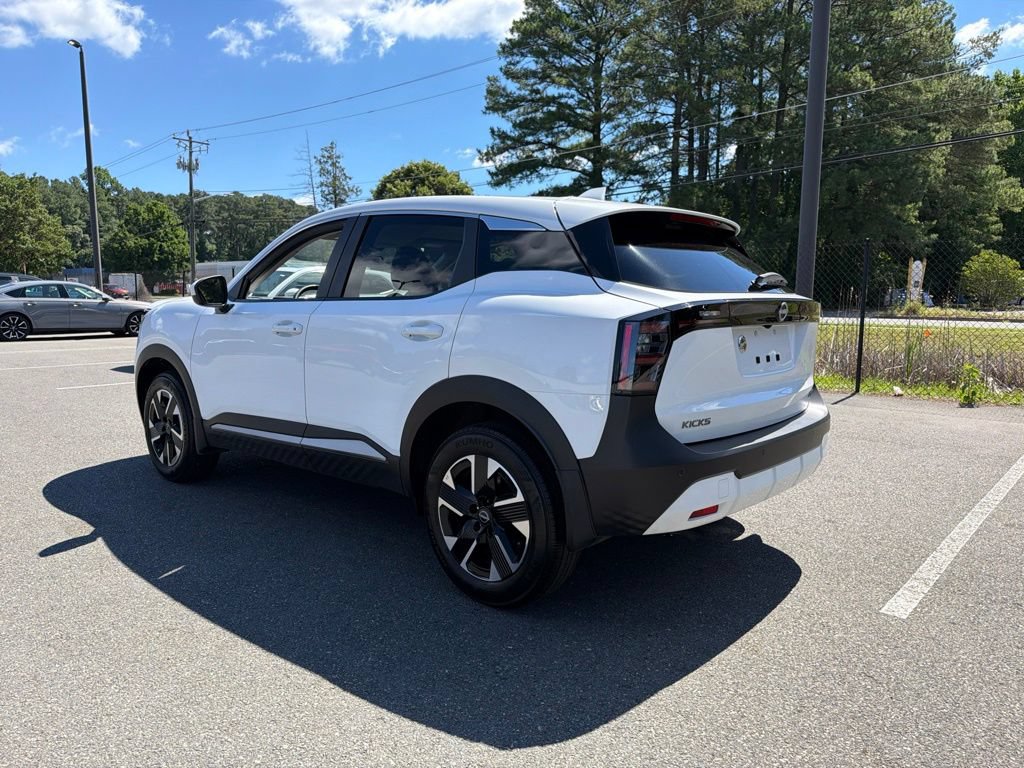 Certified 2025 Nissan Kicks SV AWD/4WD image 7