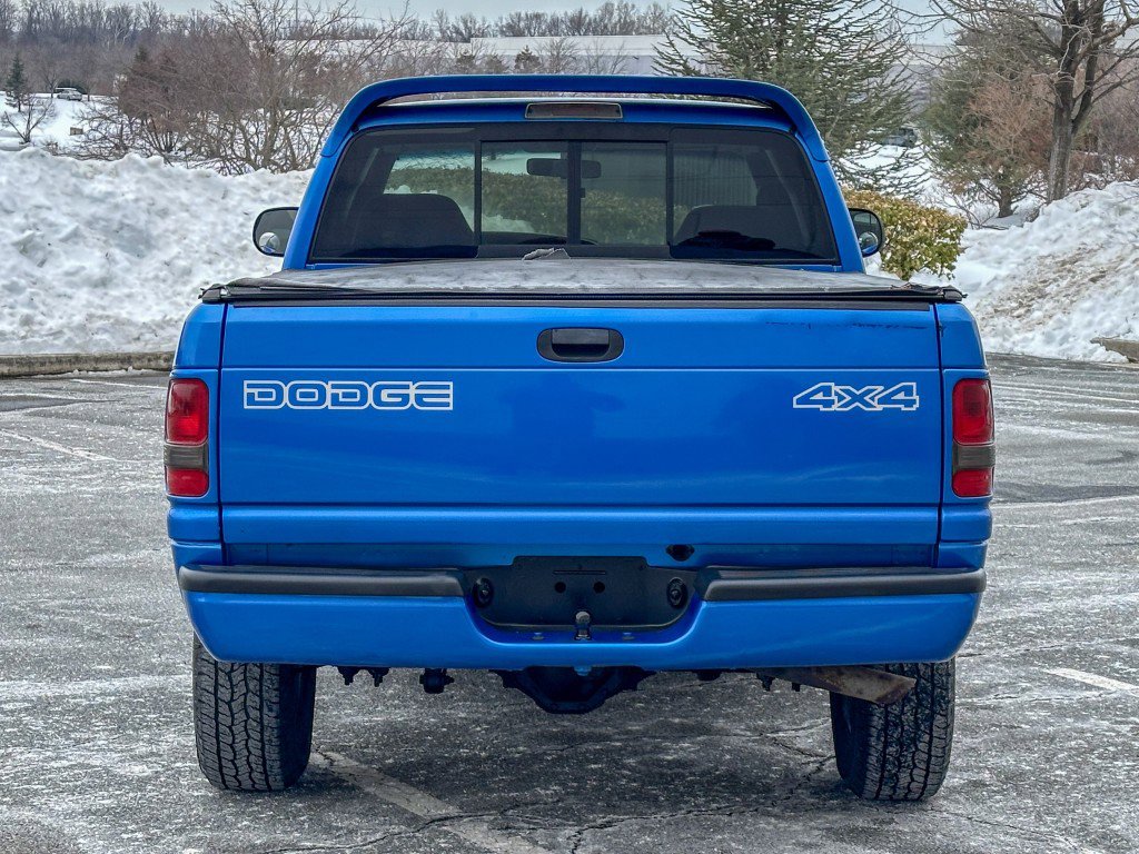 Used 2000 Dodge Ram 1500 Truck ST image 11