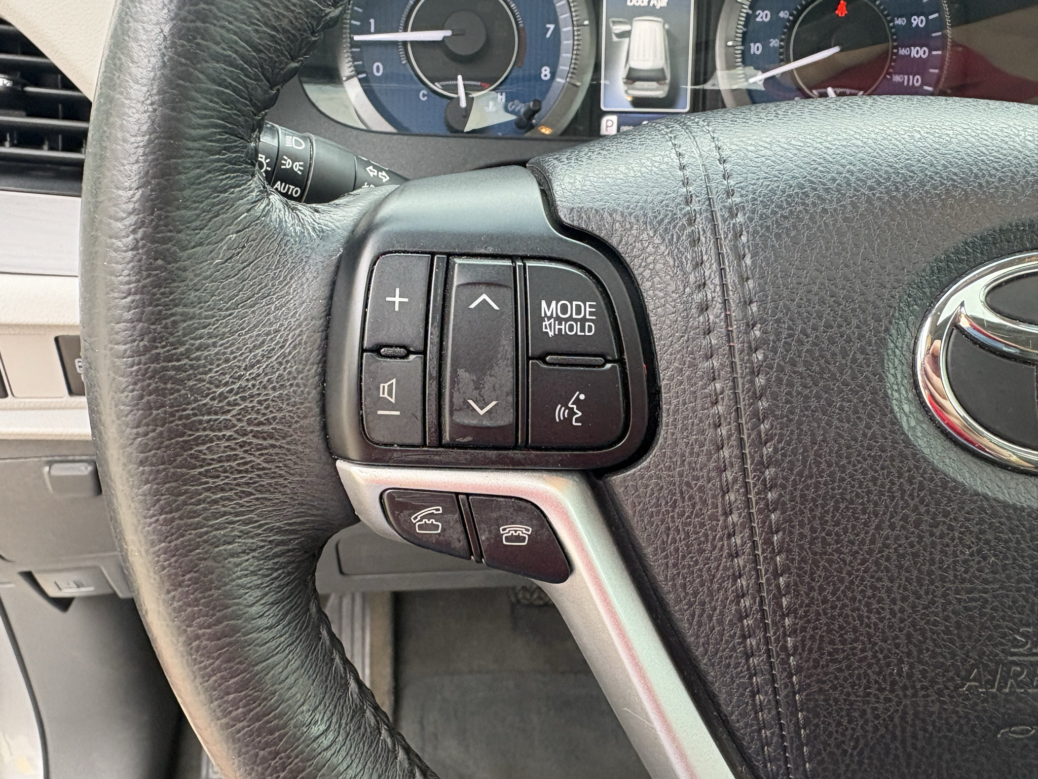 Used 2017 Toyota Sienna XLE FWD image 13