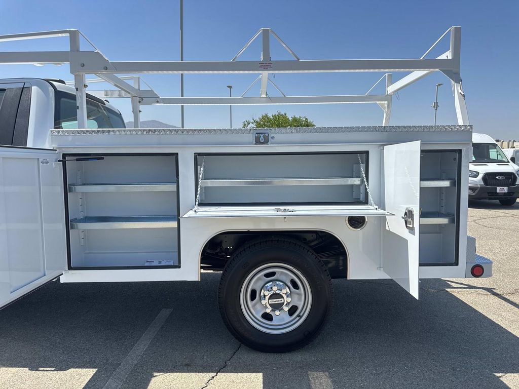 New 2025 Ford F350 XL w/ XL Chrome Package image 16