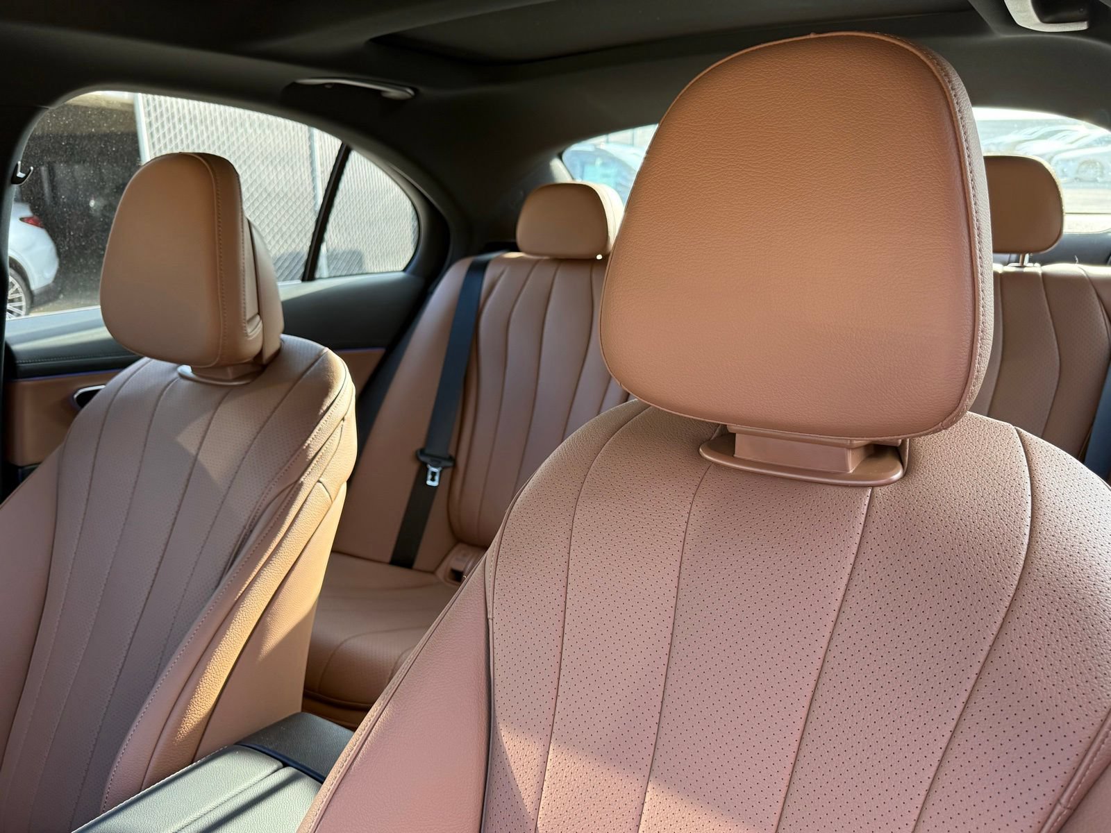 New 2026 Mercedes-Benz E 450 4MATIC Sedan image 17