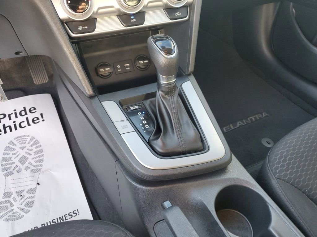Used 2019 Hyundai Elantra SE w/ Cargo Package image 22
