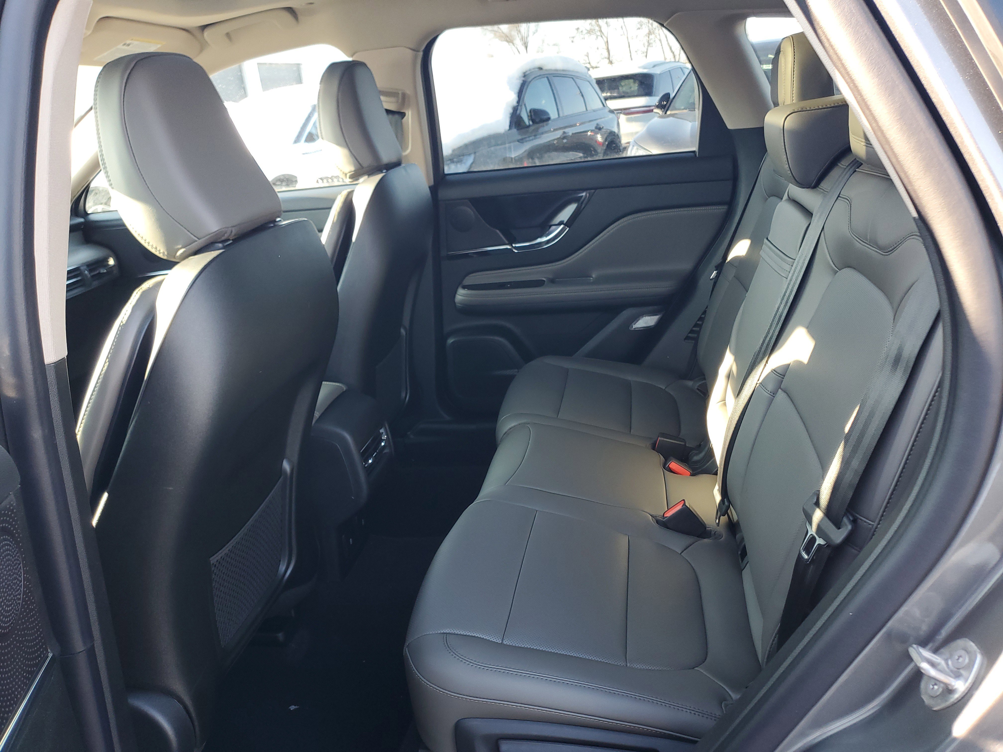 New 2026 Lincoln Corsair Premiere image 25