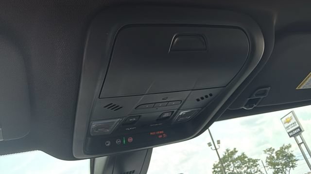 Used 2023 Chevrolet Blazer RS w/ Driver Confidence II Package FWD image 19