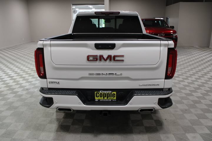 Used 2023 GMC Sierra 1500 Denali w/ Denali Reserve Package AWD/4WD image 11