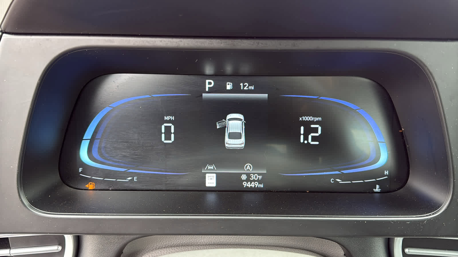 Used 2025 Hyundai Elantra SE image 16