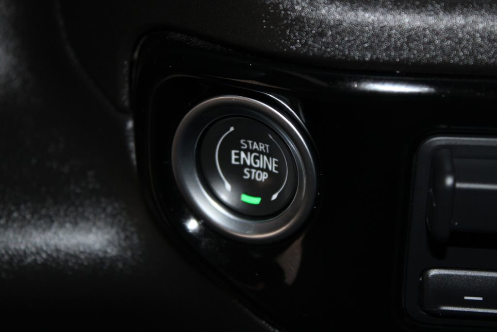 Used 2023 Chevrolet Silverado 1500 LT image 29