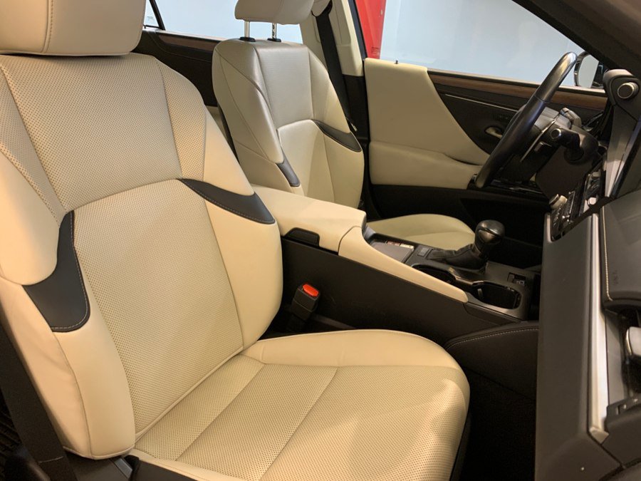 Used 2023 Lexus ES 350 w/ Premium Package FWD image 59