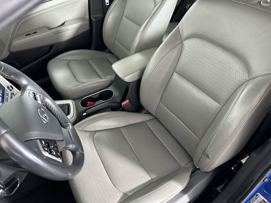 Used 2017 Hyundai Elantra Limited w/ Cargo Package image 21