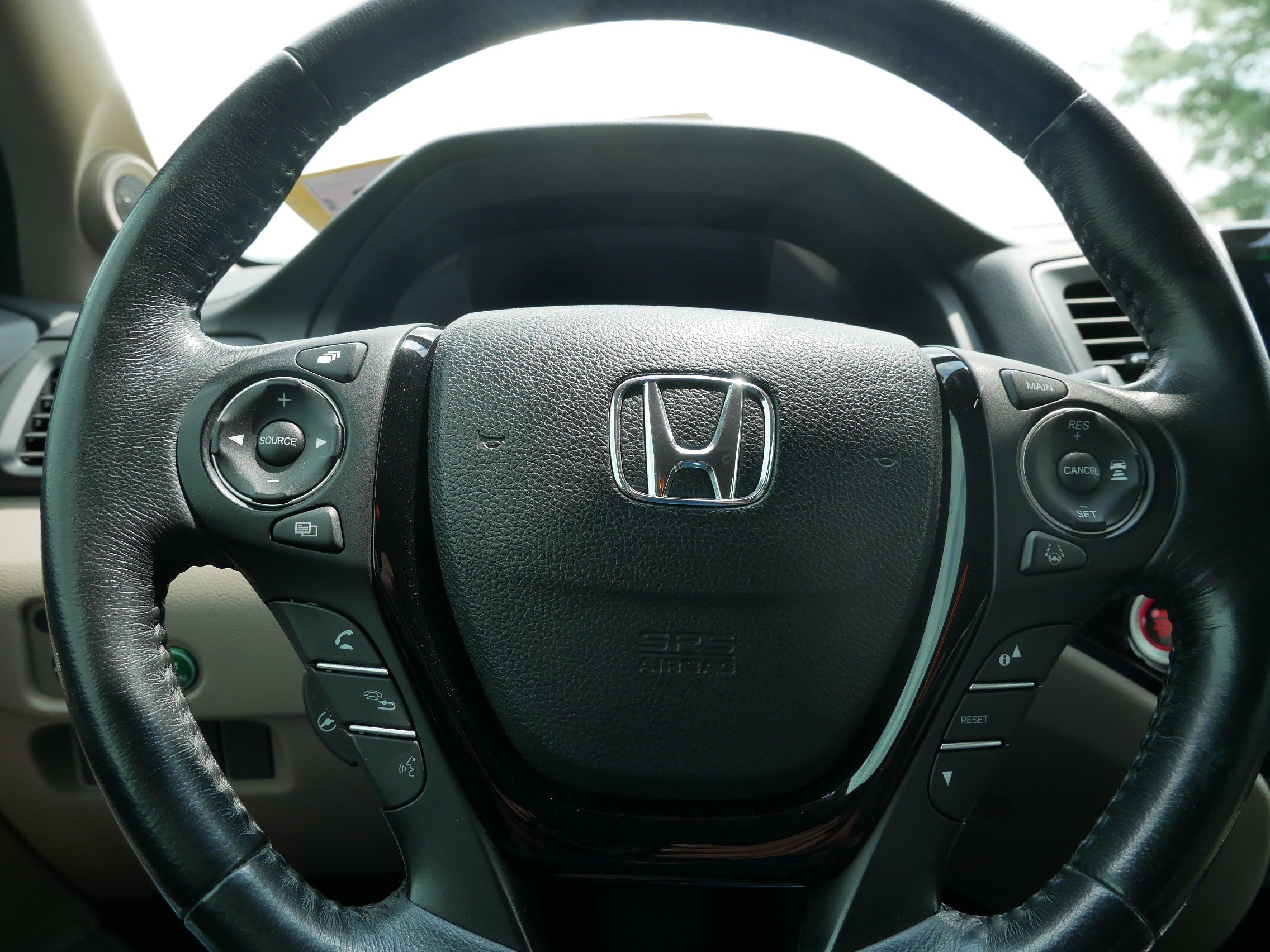 Used 2016 Honda Pilot Elite image 25