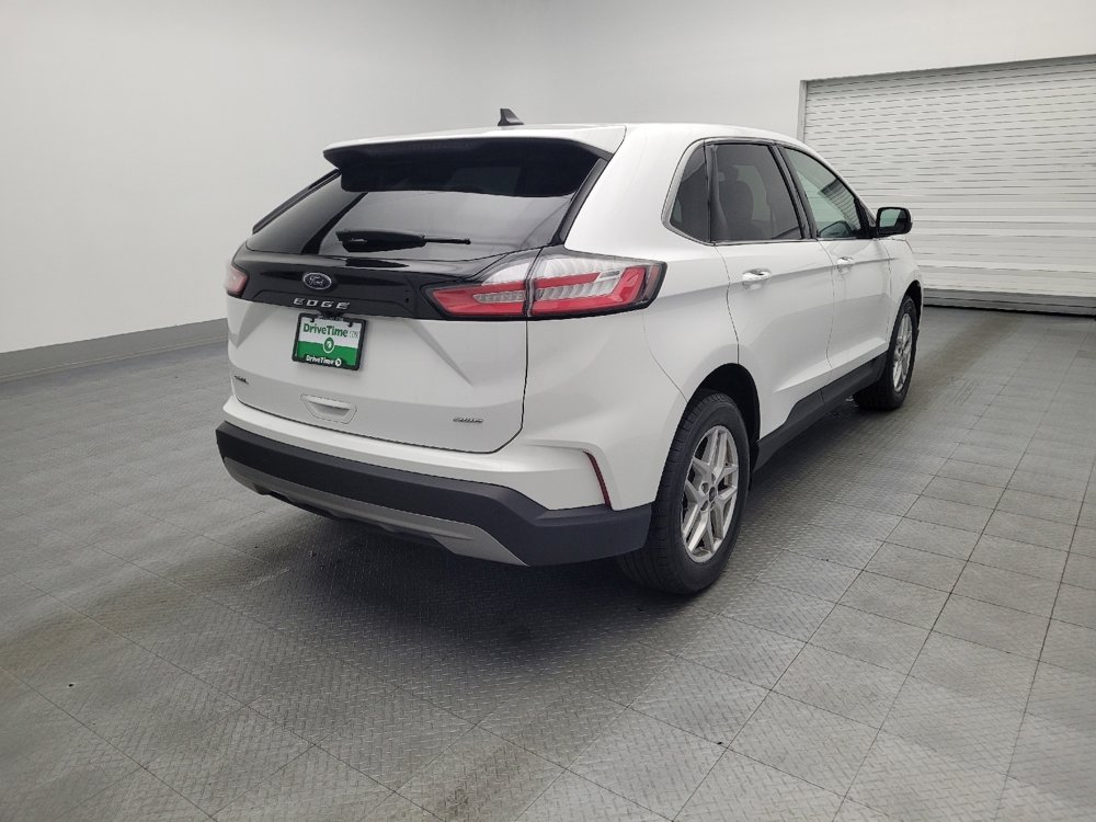 Used 2024 Ford Edge SEL image 9