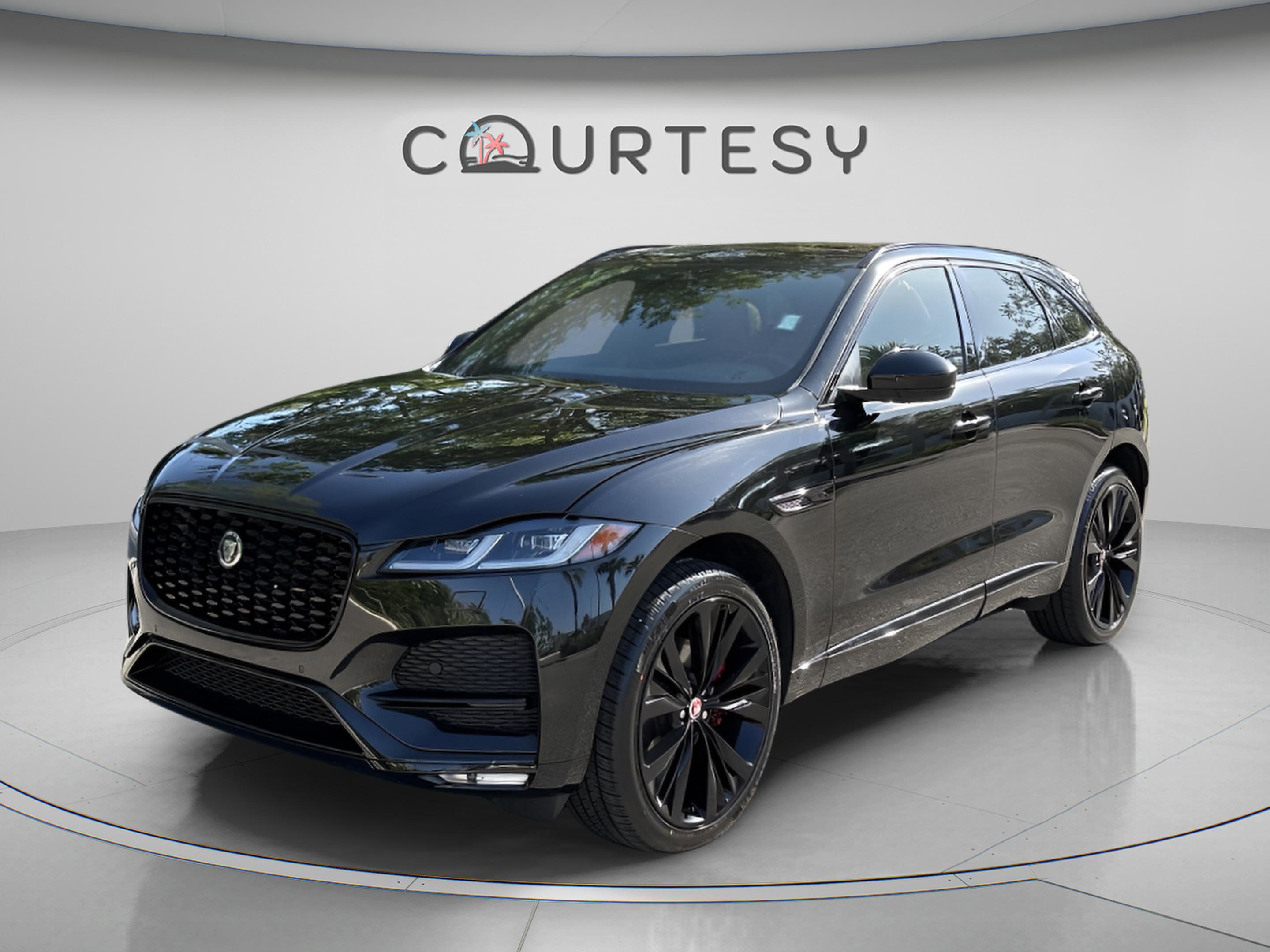 Used 2022 Jaguar F-PACE S AWD/4WD image 2