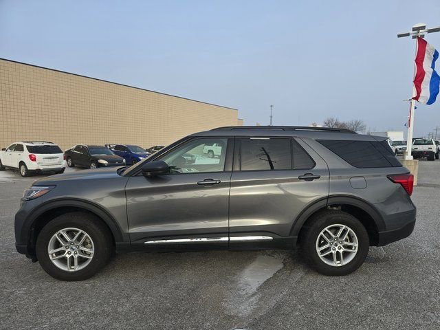 Used 2025 Ford Explorer Active image 8