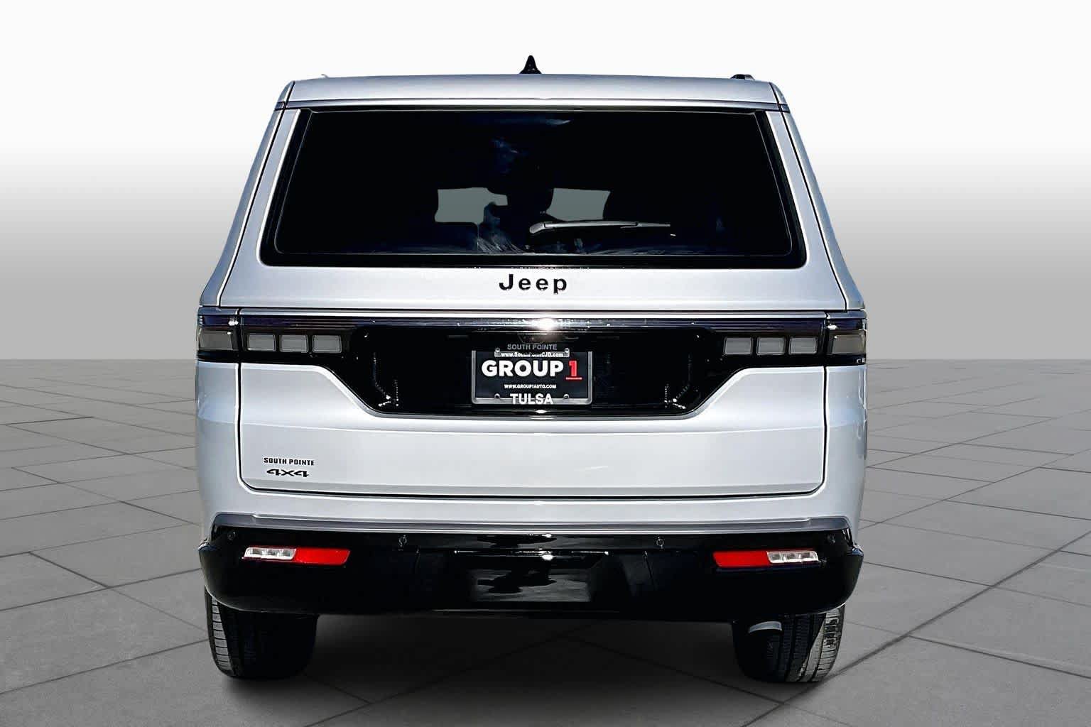 New 2026 Jeep Grand Wagoneer L 4WD w/ Premium Group I image 4