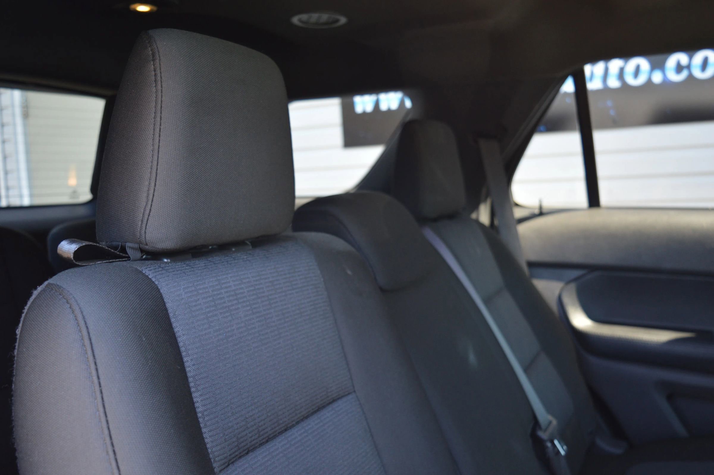 Used 2014 Ford Explorer XLT image 26