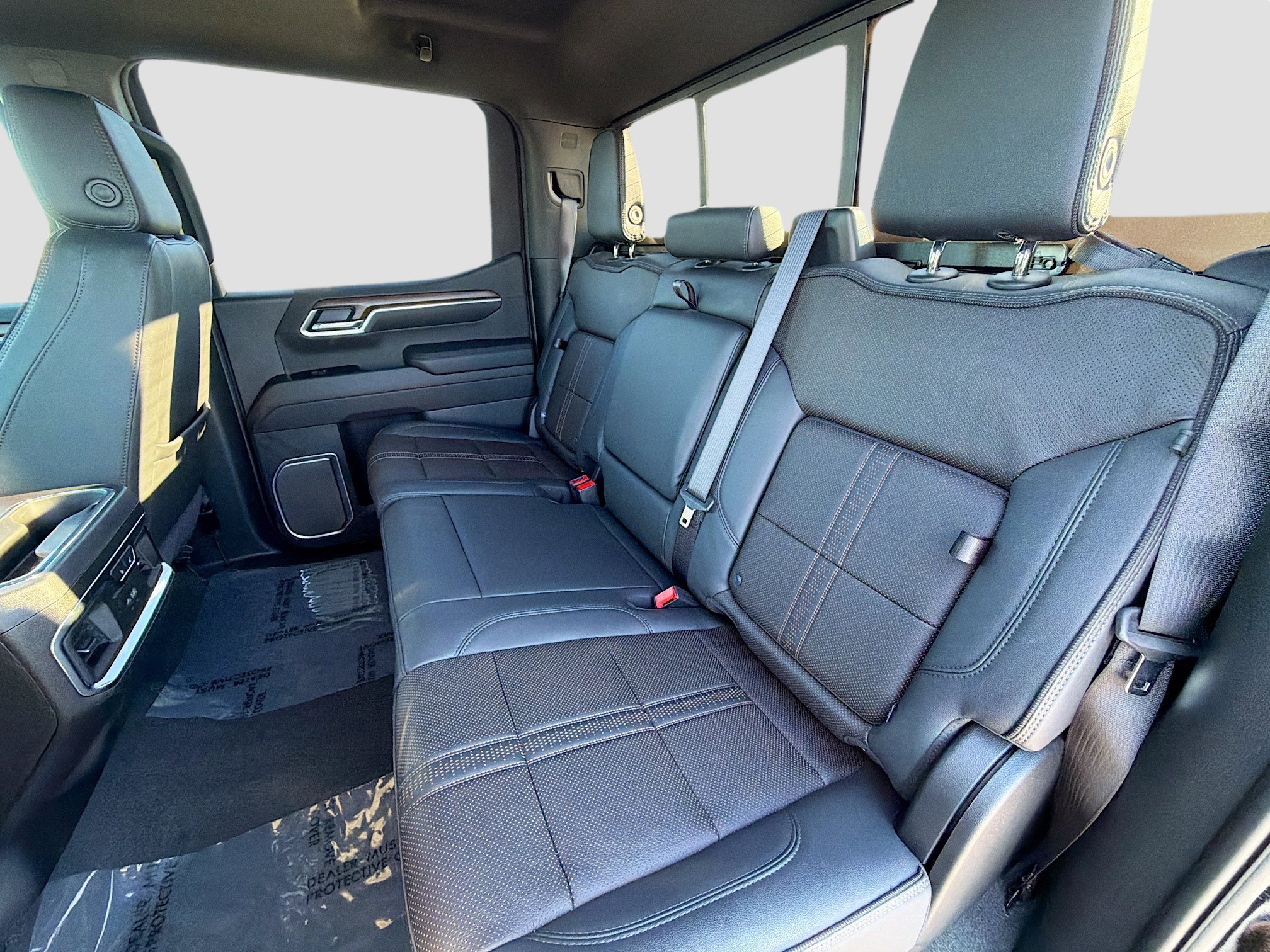 Used 2025 Chevrolet Silverado 1500 High Country w/ High Country Premium Package image 20