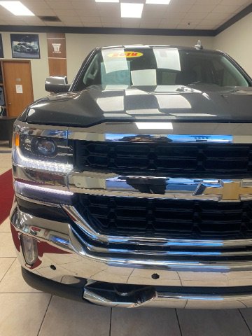 Used 2018 Chevrolet Silverado 1500 LTZ image 10