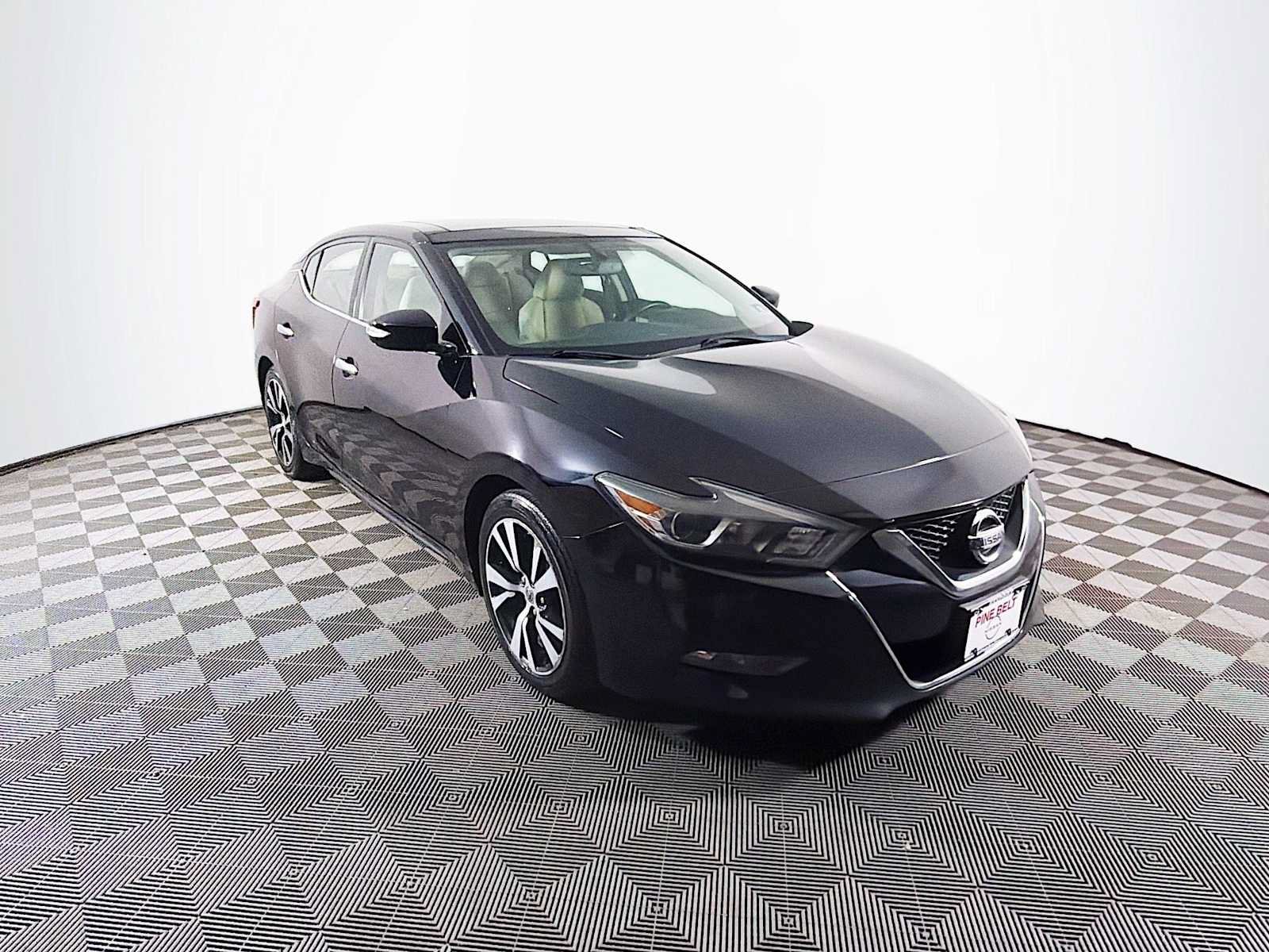Used 2018 Nissan Maxima 3.5 SL FWD image 3
