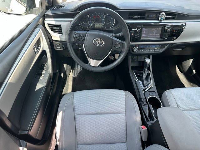Used 2016 Toyota Corolla LE FWD image 11