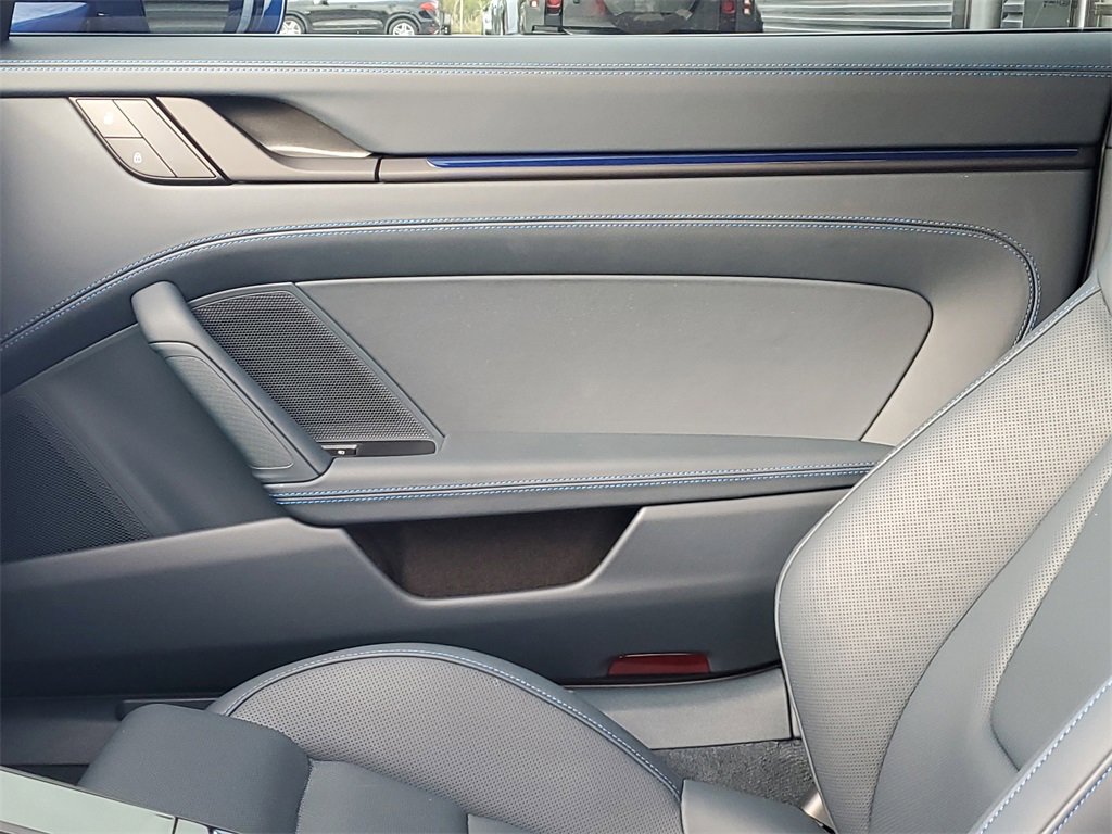 Used 2024 Porsche 911 Carrera GTS image 27