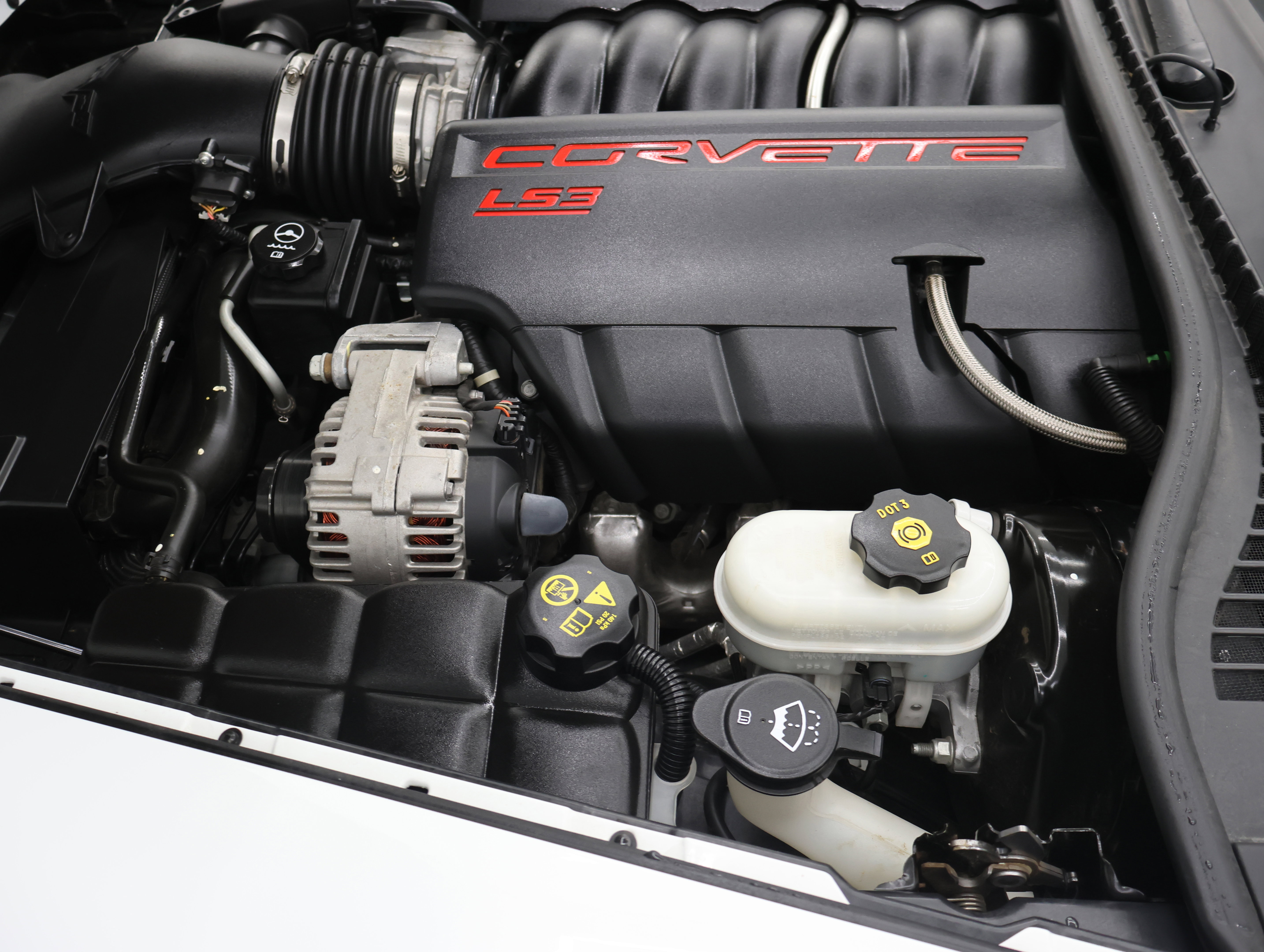 Used 2013 Chevrolet Corvette Grand Sport w/ 4LT Preferred Equipment Group RWD image 15