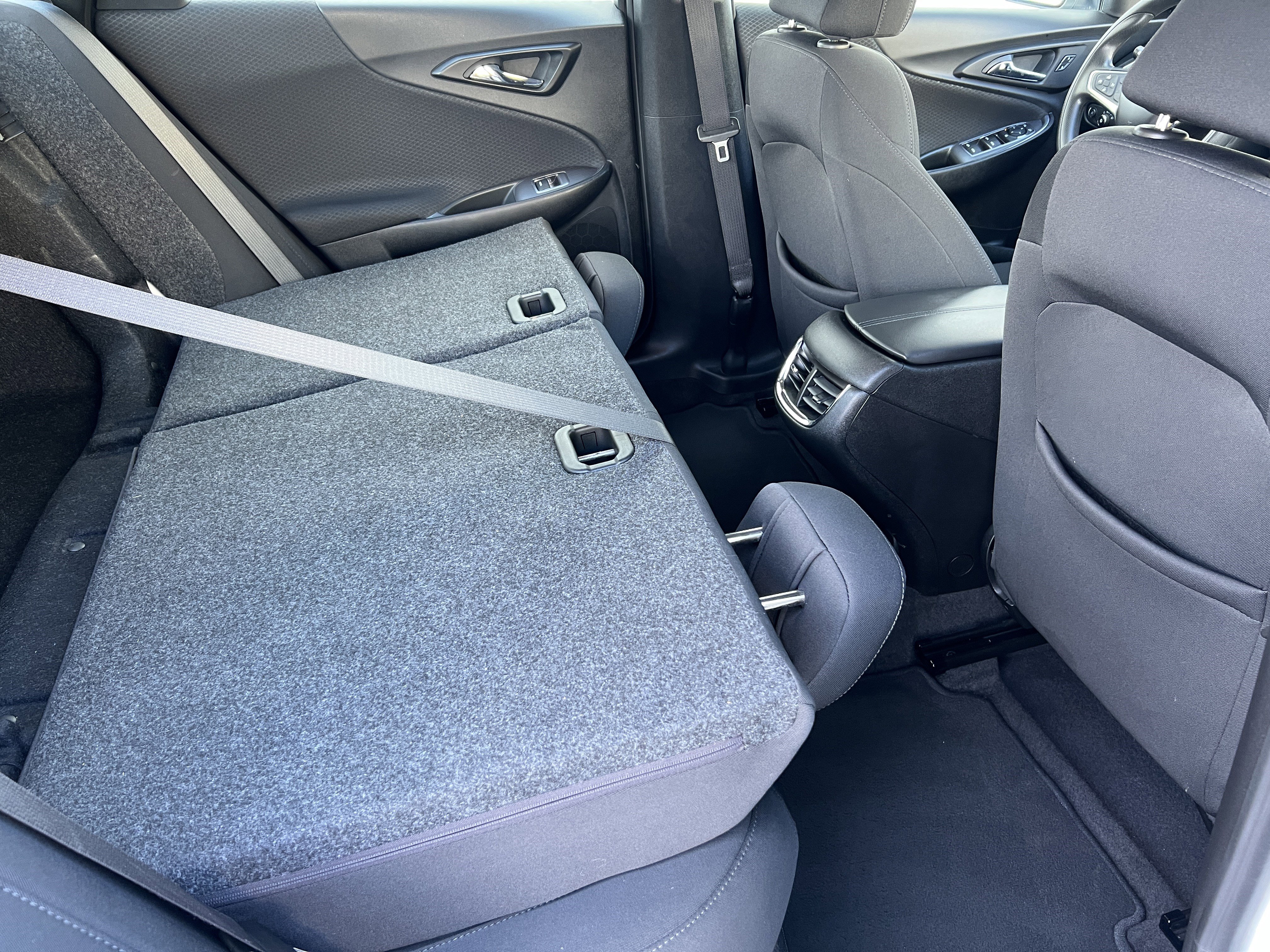 Used 2021 Chevrolet Malibu LT image 22