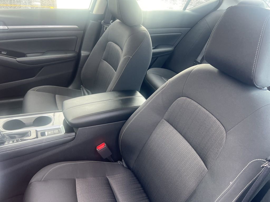 Certified 2023 Nissan Altima 2.5 SV AWD/4WD image 5