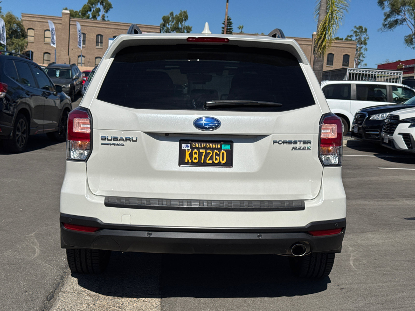 Used 2017 Subaru Forester 2.5i Touring AWD/4WD image 9