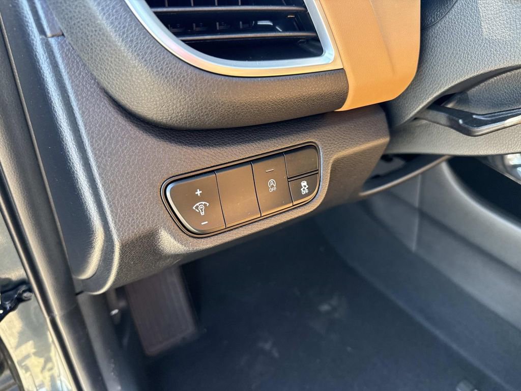 Used 2024 Kia Seltos EX image 21