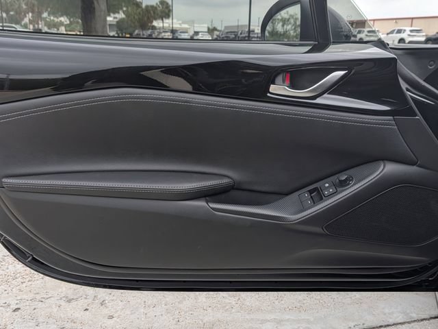 New 2026 MAZDA MX-5 Miata RF Grand Touring RWD image 10