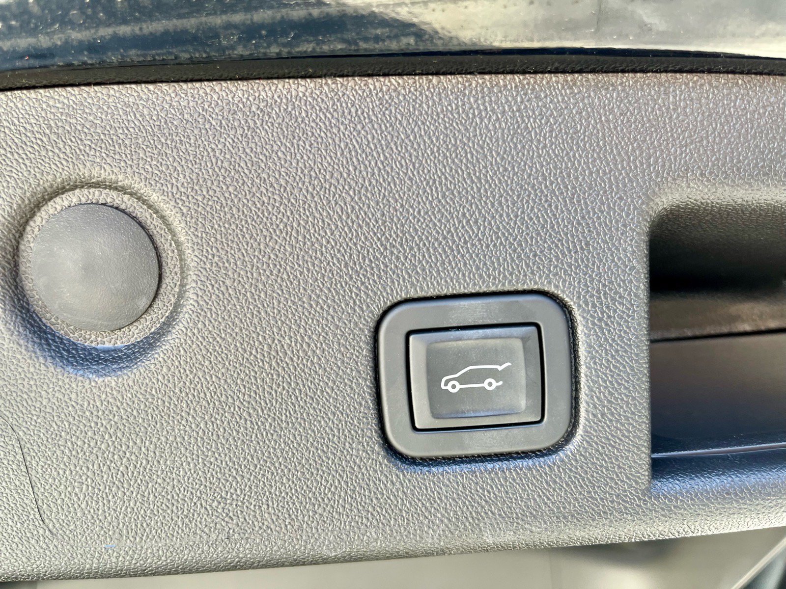 Used 2024 Chevrolet Equinox LT w/ LPO, Floor Liner Package FWD image 20