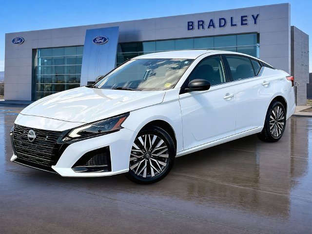 Used 2026 Nissan Altima 2.5 SV AWD/4WD image 3