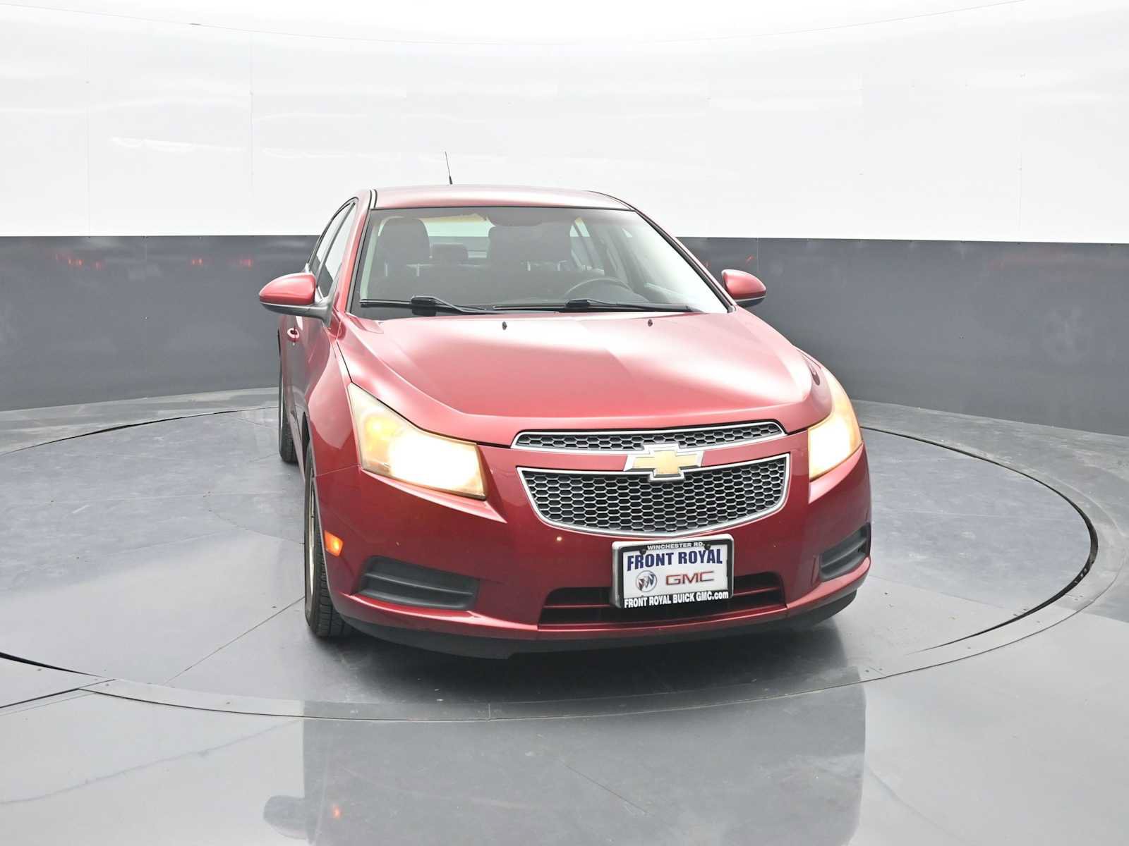 Used 2011 Chevrolet Cruze LT FWD image 2