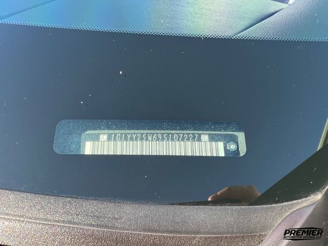 Used 2009 Chevrolet Corvette Coupe w/ Z51 Performance Package image 48