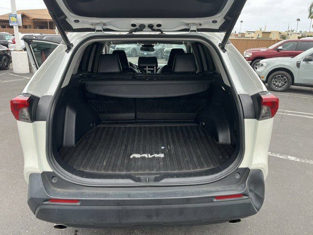 Used 2022 Toyota RAV4 XLE Premium FWD image 13