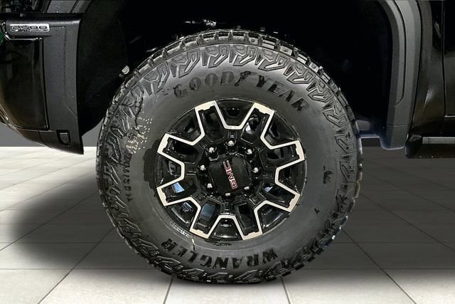 New 2026 GMC Sierra 2500 AT4X w/ LPO, Black Badging Package AWD/4WD image 8