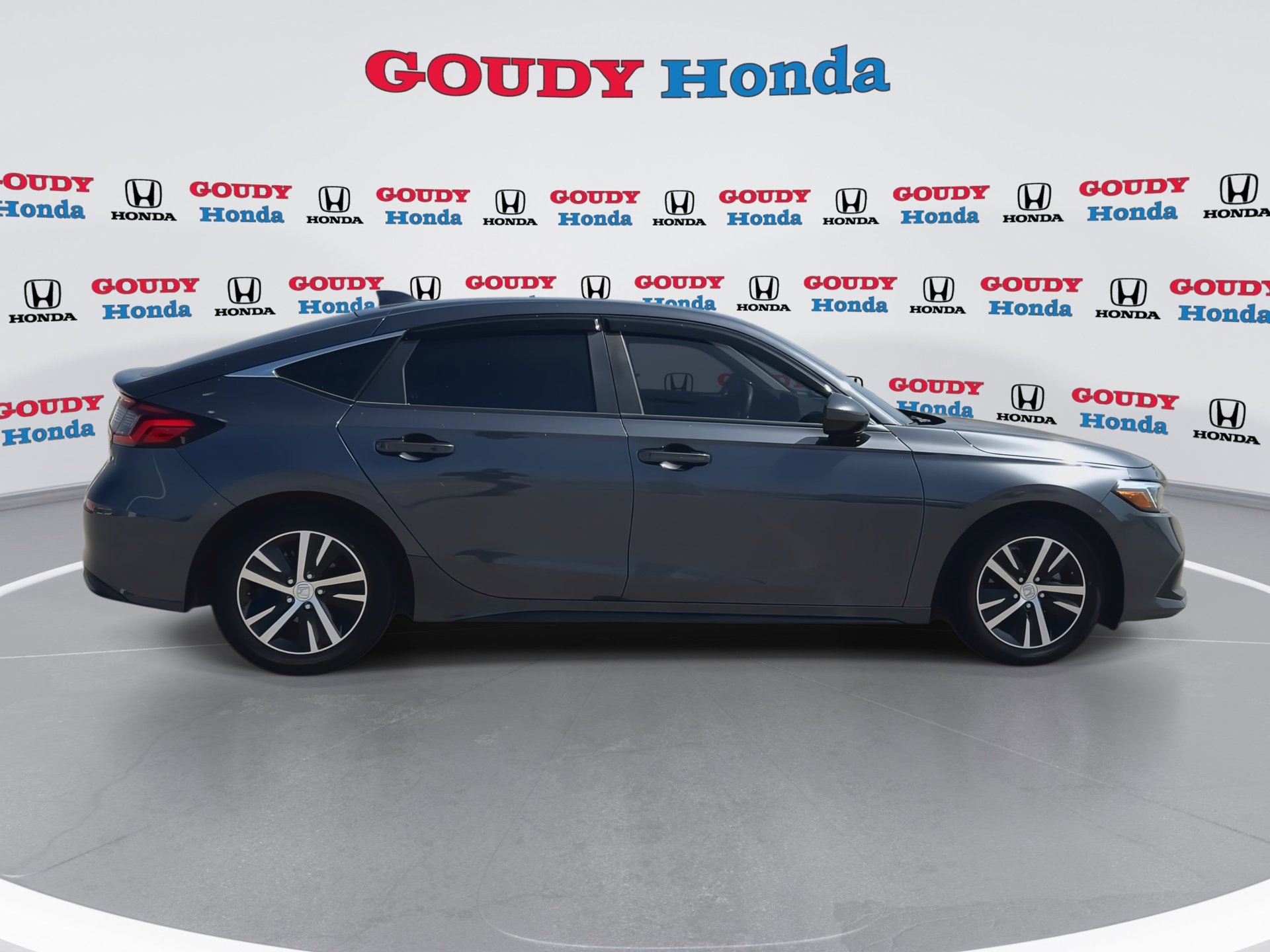 Used 2024 Honda Civic LX image 9
