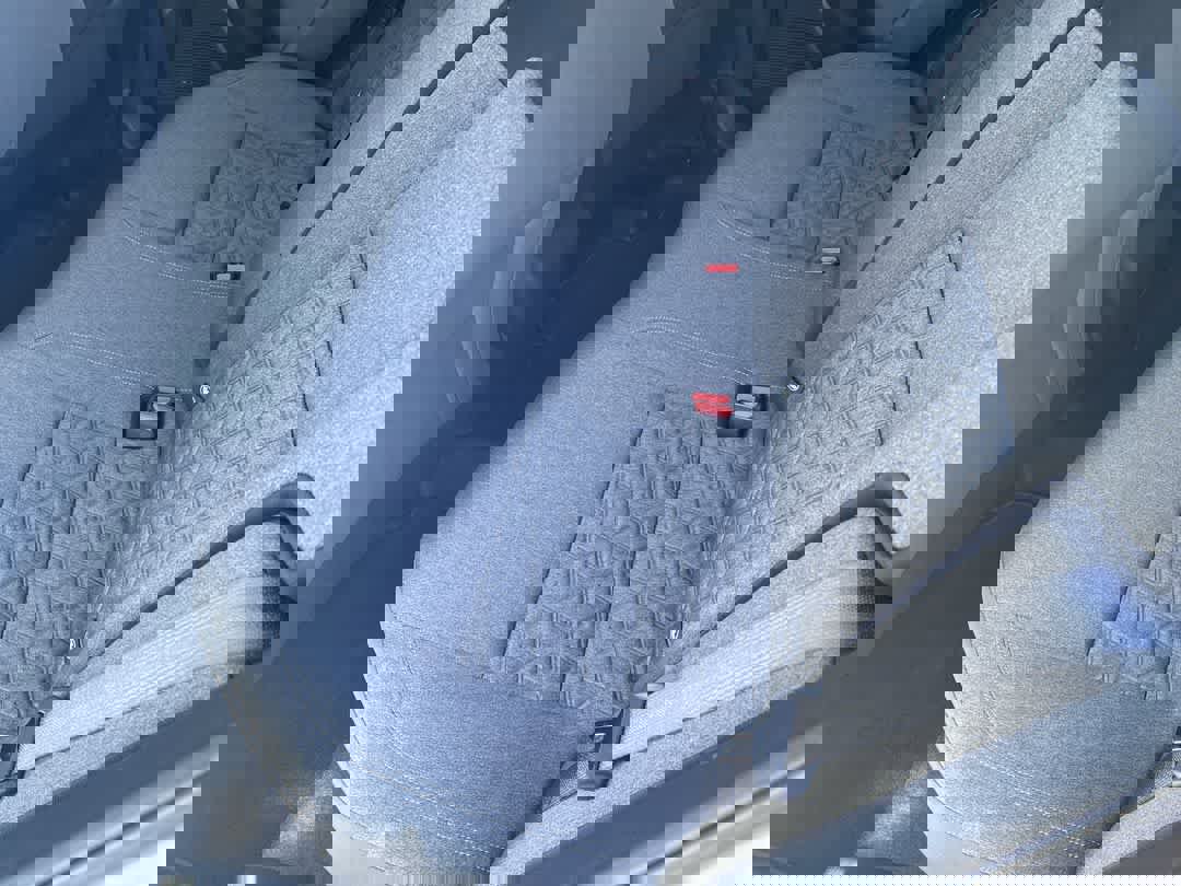 Used 2025 Nissan Kicks SV image 21