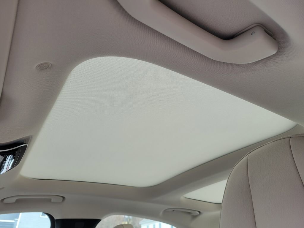 New 2026 Mercedes-Benz E 350 4MATIC Sedan image 18