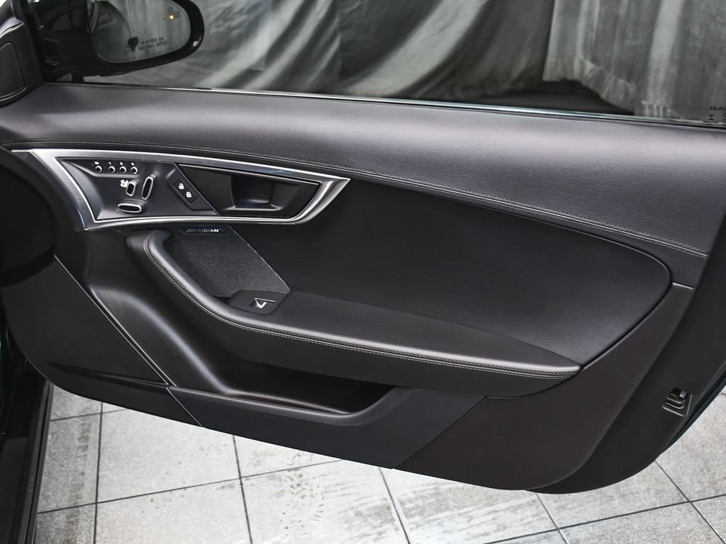 Used 2021 Jaguar F-TYPE R-Dynamic AWD/4WD image 14