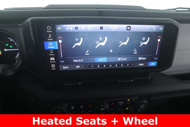 Used 2025 Jeep Wrangler Unlimited Sahara w/ Safety Group image 4