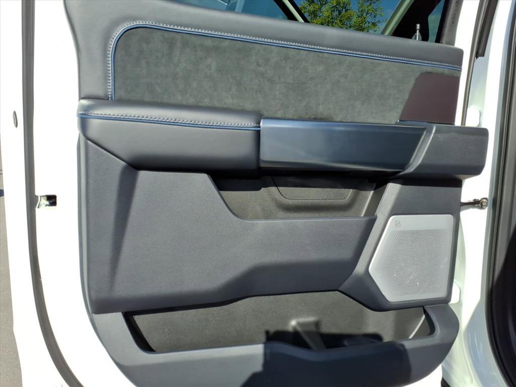 New 2026 Ford F250 Platinum image 14
