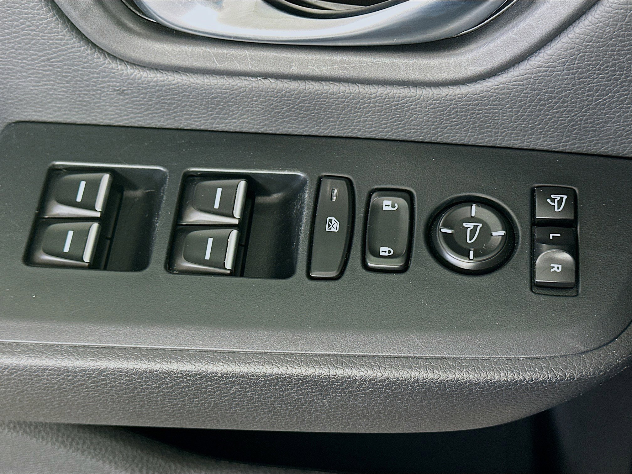 Used 2023 Honda Pilot Elite image 15