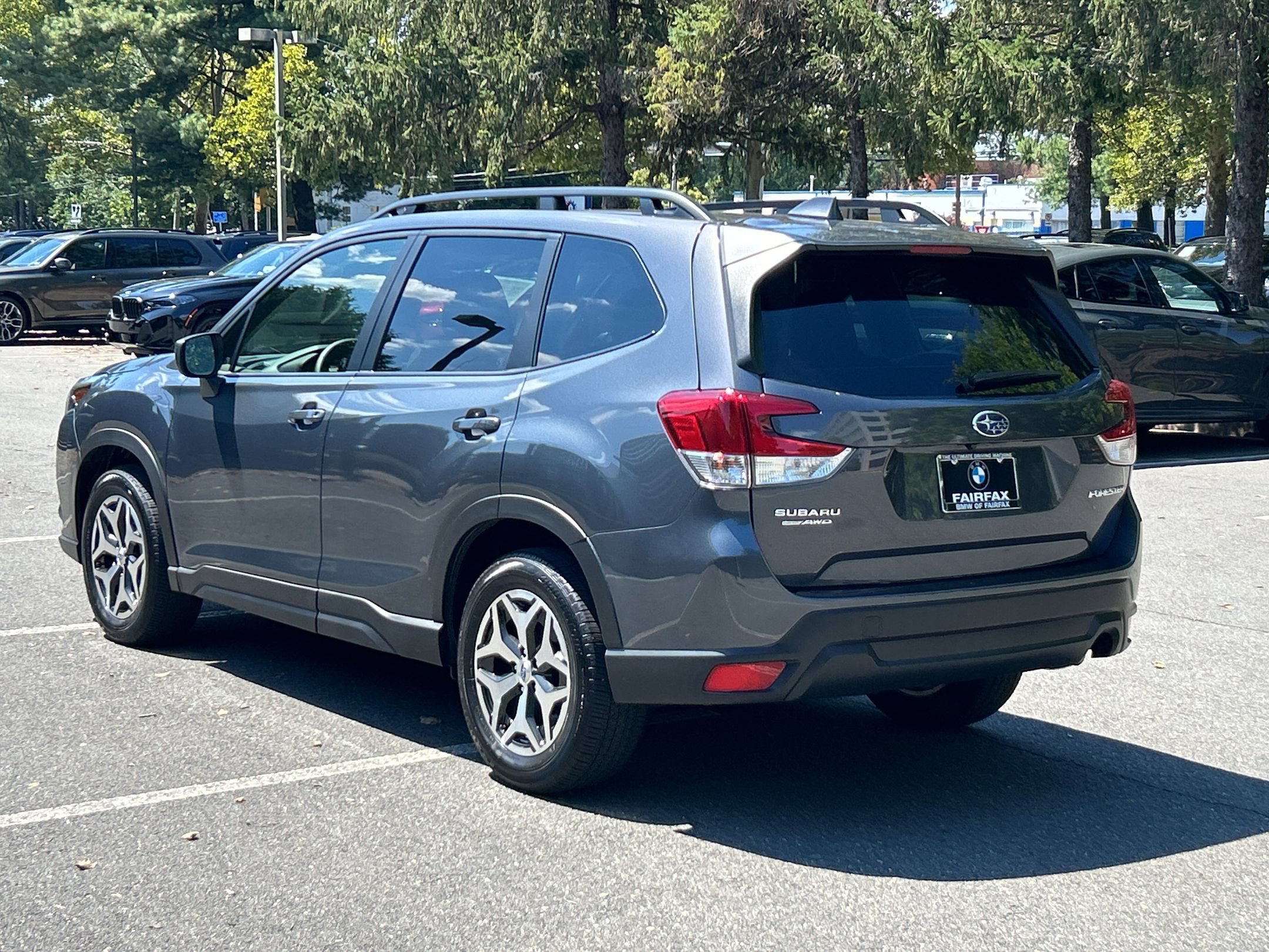 Used 2023 Subaru Forester Premium AWD/4WD image 3